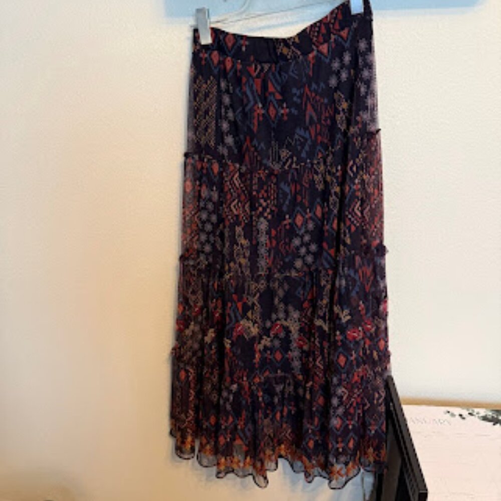 ARCELLIS TIERED SKIRT - Picture 3 of 6